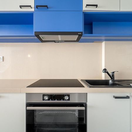Newly Renovated!!! - Modern Apartment 10 Minutes From The Grand Boulevard Budapeszt Zewnętrze zdjęcie