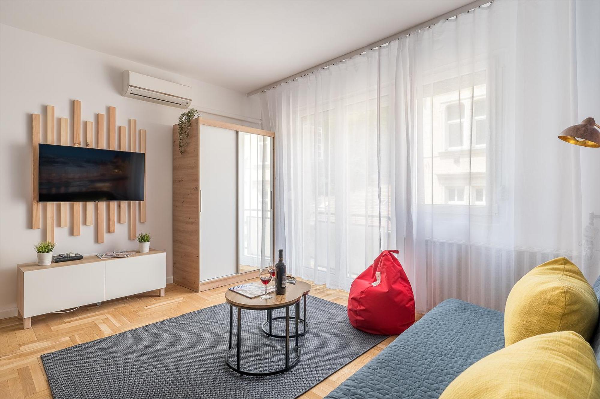 Newly Renovated!!! - Modern Apartment 10 Minutes From The Grand Boulevard Budapeszt Zewnętrze zdjęcie